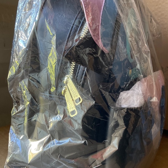 LOUNGEFLY HALLOWEEN VAMPIRE STITCH  RETIRED BKPK  NWT - Picture 2 of 5